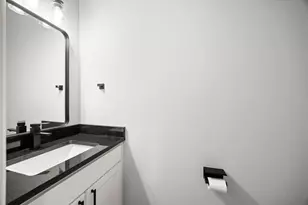 5607 Belaire Cir, Granbury, TX 76048 - Photo 12