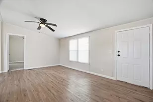 612 S Aquilla St, Itasca, TX 76055 - Photo 8