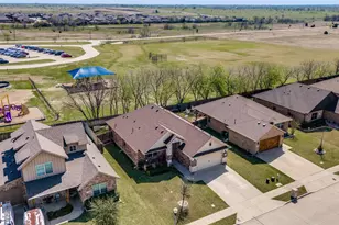 9 S Highland Dr, Sanger, TX 76266 - Photo 28