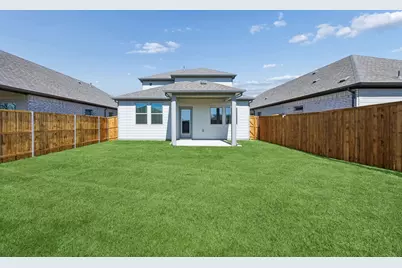 520 Green Grass Drive, Princeton, TX 75071 - Photo 32