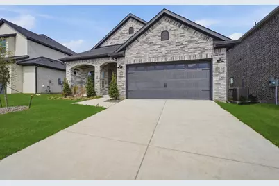 820 Metcalf Drive, Princeton, TX 75071 - Photo 2