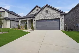 820 Metcalf Dr, Princeton, TX 75071 - Photo 2