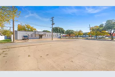 4059 Bryan Avenue #100, Fort Worth, TX 76110 - Photo 20