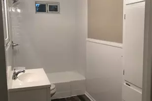 524 Renfro St, Burleson, TX 76028 - Photo 6