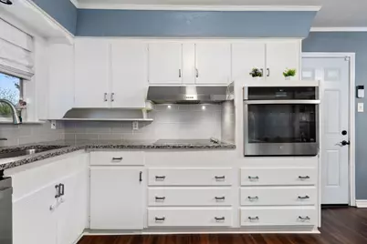 309 Countryside Drive, Irving, TX 75062 - Photo 12