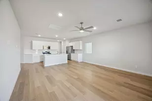 521 Green Grass Dr, McKinney, TX 75071 - Photo 12