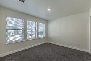 124 Peach Orchard Ln, Euless, TX 76040 - Photo 4