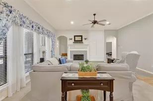 11005 Castle Oak Ln, Fort Worth, TX 76108 - Photo 4