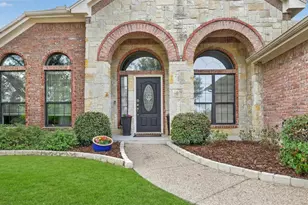11005 Castle Oak Ln, Fort Worth, TX 76108 - Photo 2