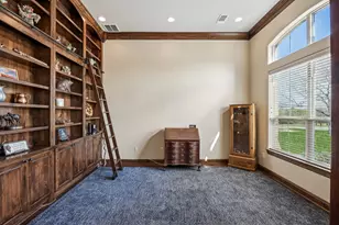 8900 Augusta Dr, Granbury, TX 76049 - Photo 4