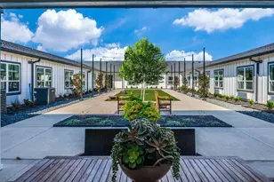 820 W McLeroy Blvd, Saginaw, TX 76179 - Photo 10