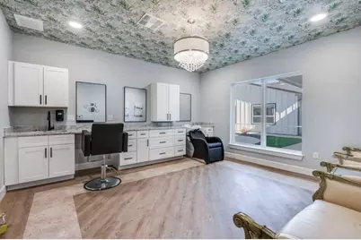 820 W McLeroy Boulevard #2004, Saginaw, TX 76179 - Photo 8