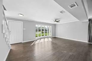 2623 Heatherwood Dr, Dallas, TX 75228 - Photo 2