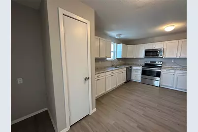 717 E Lamberth Road, Sherman, TX 75090 - Photo 4