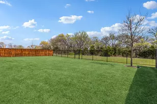 8820 Autumn Lake Trl, McKinney, TX 75071 - Photo 32