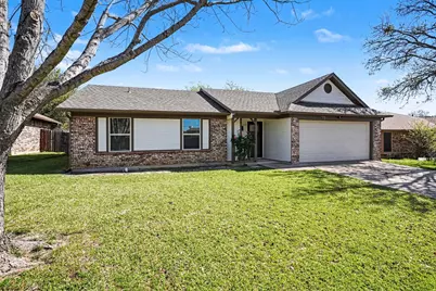 772 Hampshire Drive, Burleson, TX 76028 - Photo 2