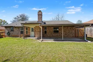 772 Hampshire Dr, Burleson, TX 76028 - Photo 24