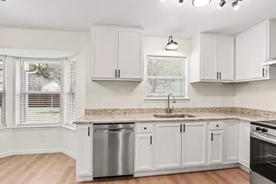 772 Hampshire Drive, Burleson, TX 76028 - Photo 8