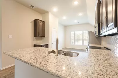 717 Long Iron Drive, Fort Worth, TX 76108 - Photo 4