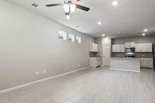 2800 Maple Orch Ln, Fort Worth, TX 76140 - Photo 16