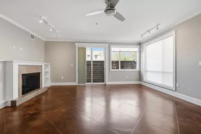 1320 May Street #100, Fort Worth, TX 76104 - Photo 12