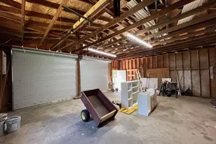 8740 Co Rd 2403, Tool, TX 75143 - Photo 32