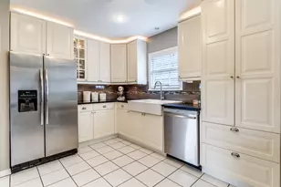 649 Northlake Dr, Dallas, TX 75218 - Photo 8