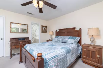 2331 N Davis Drive #A, Arlington, TX 76012 - Photo 32