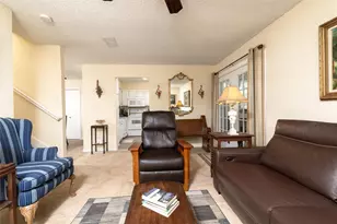 2331 N Davis Dr, Arlington, TX 76012 - Photo 6