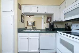 2331 N Davis Dr, Arlington, TX 76012 - Photo 14