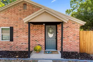 901 S Lane St, Decatur, TX 76234 - Photo 2