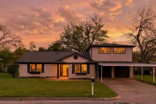 1213 Walker Dr, Hurst, TX 76053 - Photo 32