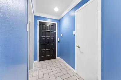 558 E Avenue J #D, Grand Prairie, TX 75050 - Photo 8