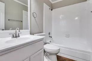 1113 Harvest Hill Ln, Lancaster, TX 75146 - Photo 20