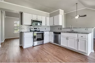 1113 Harvest Hill Lane, Lancaster, TX 75146 - Photo 12