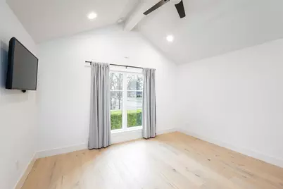 10652 Les Jardins Drive, Dallas, TX 75229 - Photo 18