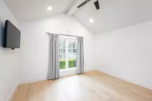 10652 Les Jardins Dr, Dallas, TX 75229 - Photo 18