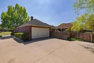 2105 Timber Cove Ct, Weatherford, TX 76087 - Photo 36