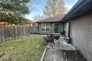 2517 Lawnview Dr, Carrollton, TX 75006 - Photo 16