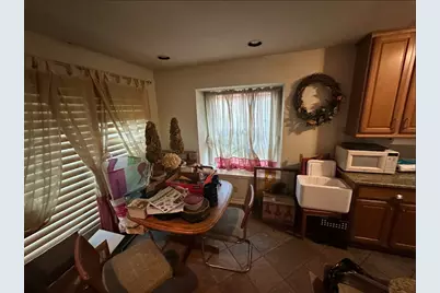 2517 Lawnview Drive, Carrollton, TX 75006 - Photo 4