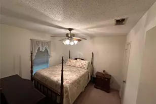 2517 Lawnview Dr, Carrollton, TX 75006 - Photo 12