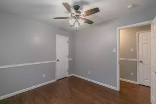 1013 Darren Dr, Burleson, TX 76028 - Photo 18