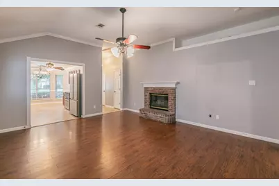 1013 Darren Drive, Burleson, TX 76028 - Photo 6