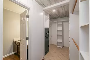 1013 Darren Dr, Burleson, TX 76028 - Photo 26