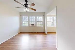 224 W Hull St, Denison, TX 75020 - Photo 10