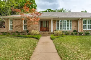 6908 Town Bluff Dr, Dallas, TX 75248 - Photo 2