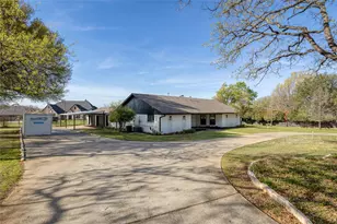 7520 Hewitt St, North Richland Hills, TX 76182 - Photo 4