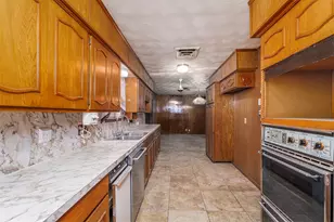 4557 Dee Ln, Haltom City, TX 76117 - Photo 6