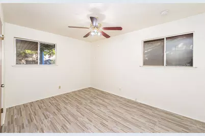 4557 Dee Lane, Haltom City, TX 76117 - Photo 16