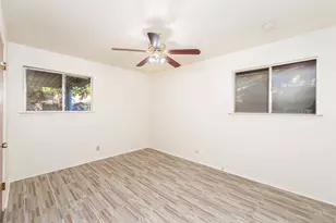 4557 Dee Ln, Haltom City, TX 76117 - Photo 16